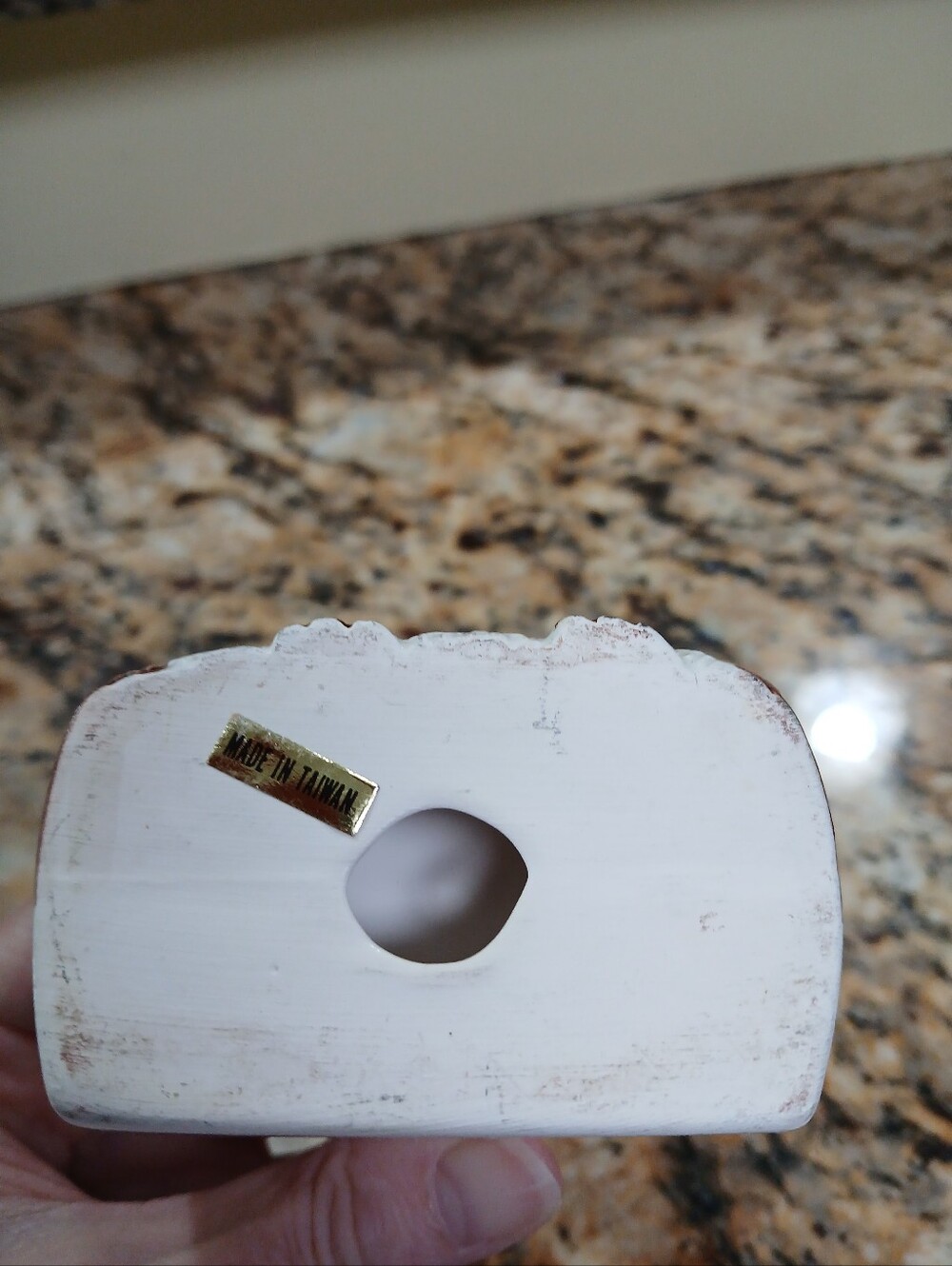 Ceramic Owl Figurine in White and Brown - Picture 3 of 3